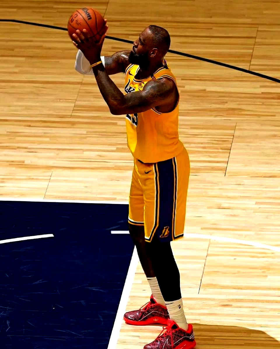  whoishe?翻译中文 